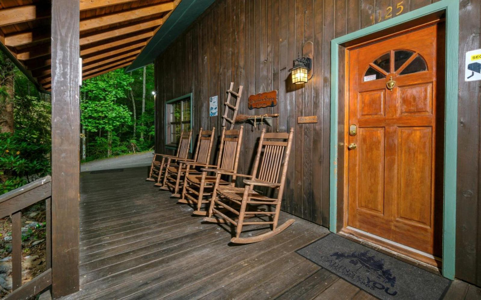 Adventure Lodge جاتلينبرج المظهر الخارجي الصورة